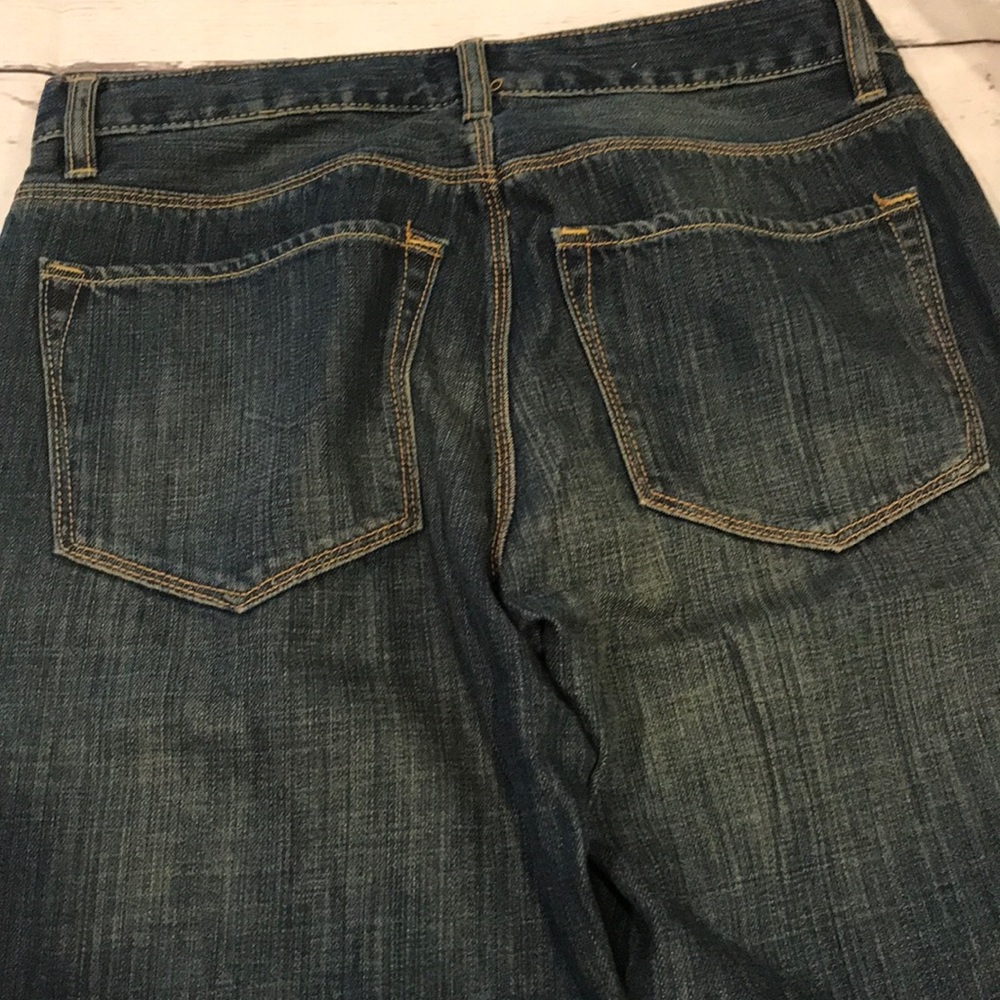 Gap men’s easy authentic jeans. - Picture 4 of 5